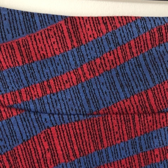 LULAROE Cassie Pencil Skirt Medium Stretchy Office Business Casual Patriotic - Picture 6 of 8